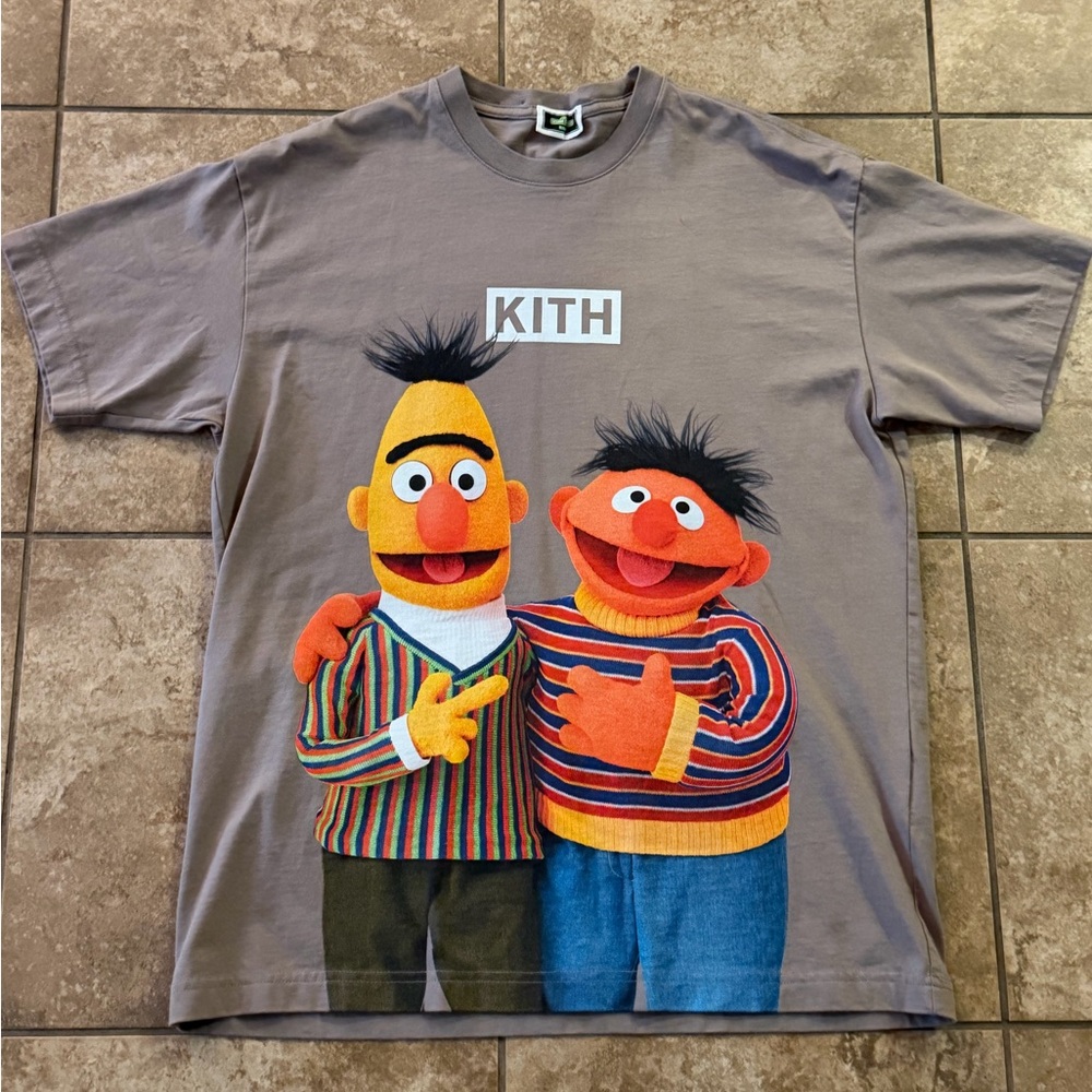 Kith x Sesame Street Bert&Ernje shirt